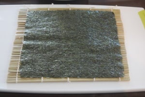 sushi lesson nori-sheet-bamboo-mat-sushi